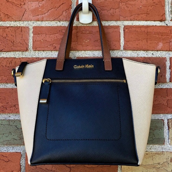 Calvin Klein Handbags - 👜 Calvin Klein Color Block Branded Handbag Purse Pocketbook